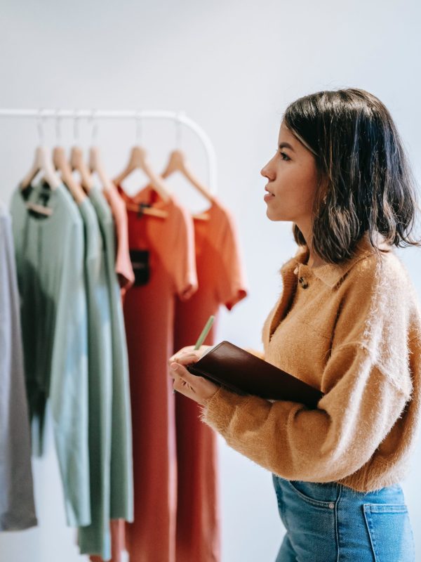 pexels-liza-summer-6348051